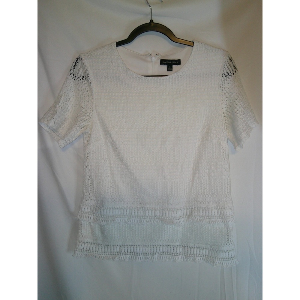 Banana Republic White Lace Overlay Short‎ Sleeve Top Women's Size S